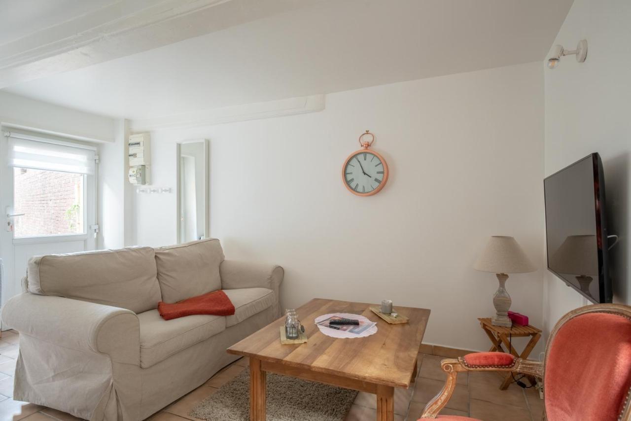 Les Gites De Claire Honfleur Exterior foto