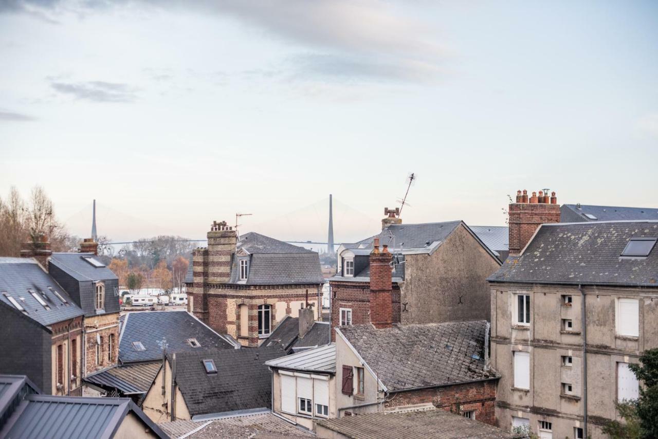 Les Gites De Claire Honfleur Exterior foto